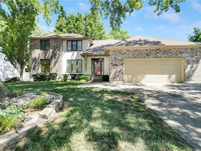2269 SW Park Ave, Blue Springs, MO, 64015