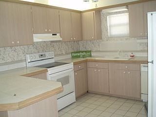 3rd image of 594 92nd Ave N