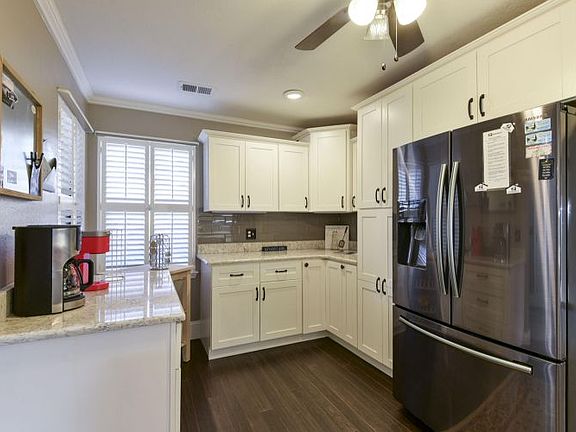 4th image of 344 Wimbledon Dr APT 6