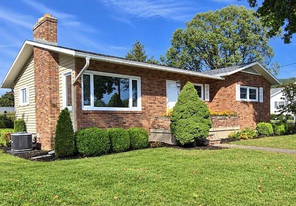 2nd image of 177 Hibbard Rd