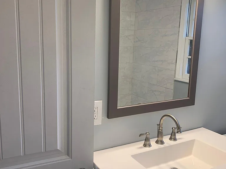 Hall vanity