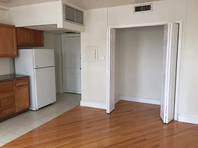 Park Spring Manor — Photo 24