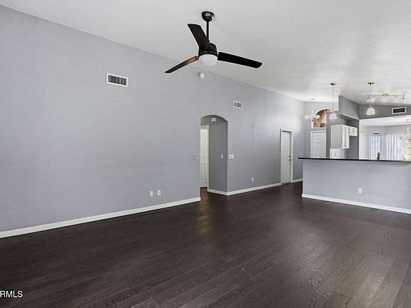 5th image of 4835 E HOLMES Avenue