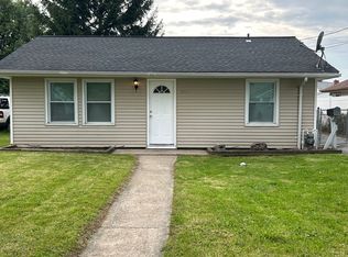654 67th St, Niagara Falls, NY 14304