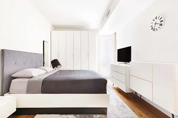 Rented by Compass | media 8