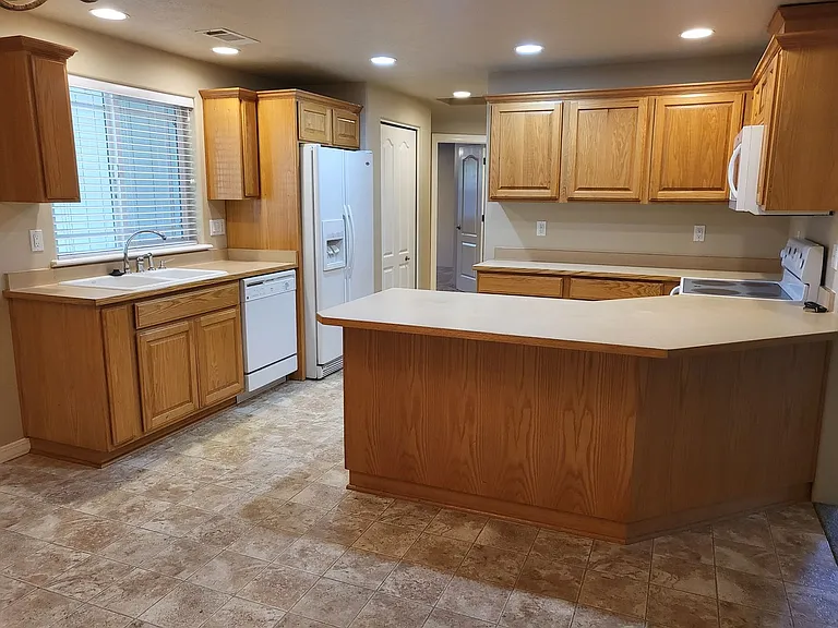 1433 George Tweed Blvd — Photo 5