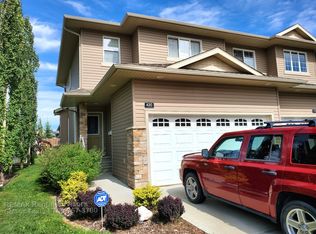 41 Summerwood Blvd #420, Strathcona County, AB T8H 0C8