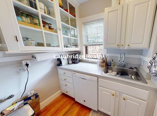 11 Story St #32T, Cambridge, MA 02138