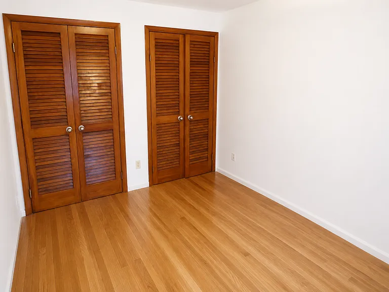 5308 Pooks Hill Rd — Photo 8