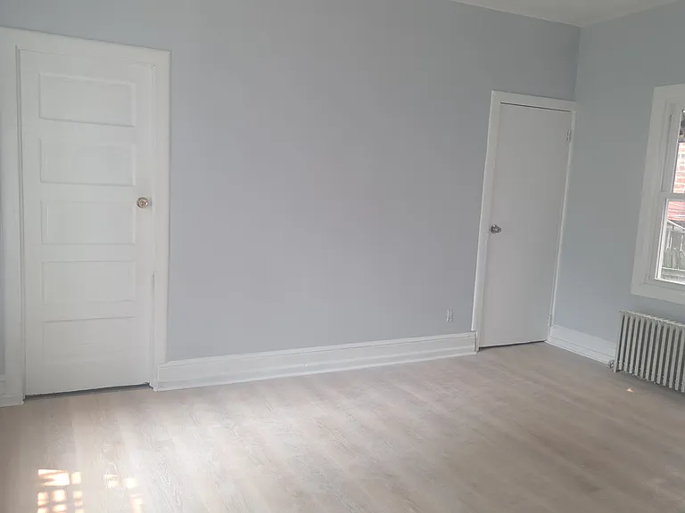 45 Linden St #1 — Photo 4