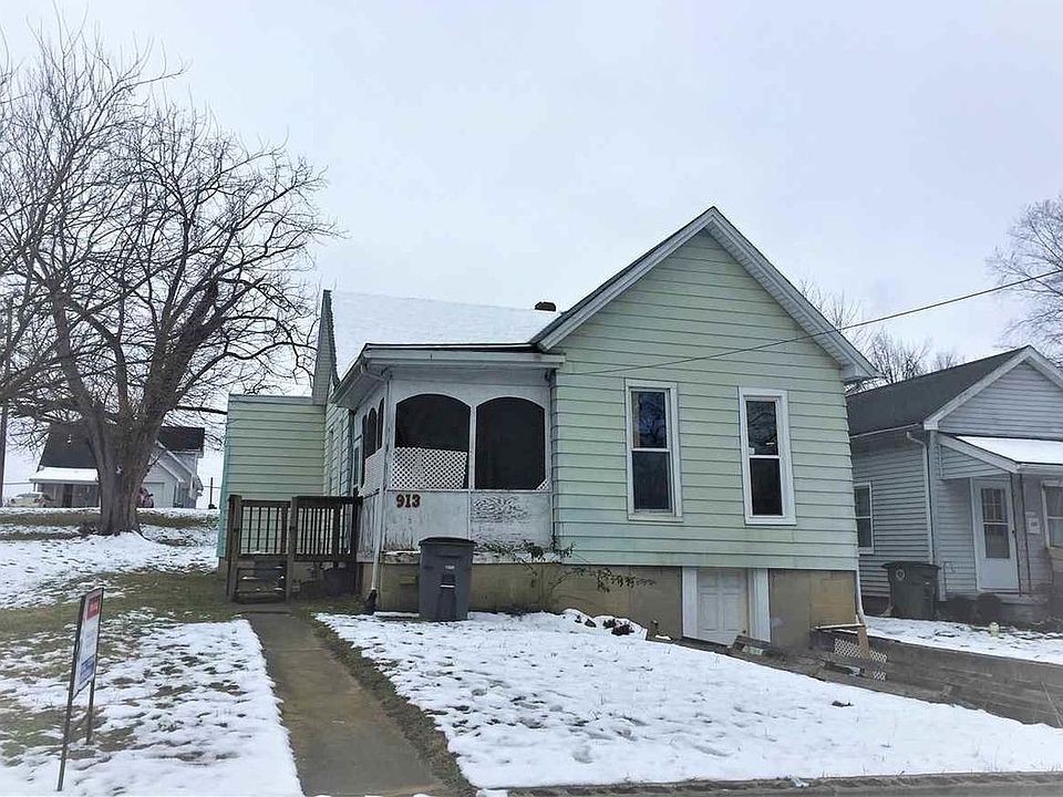 1st image of 913 N Broadway St
