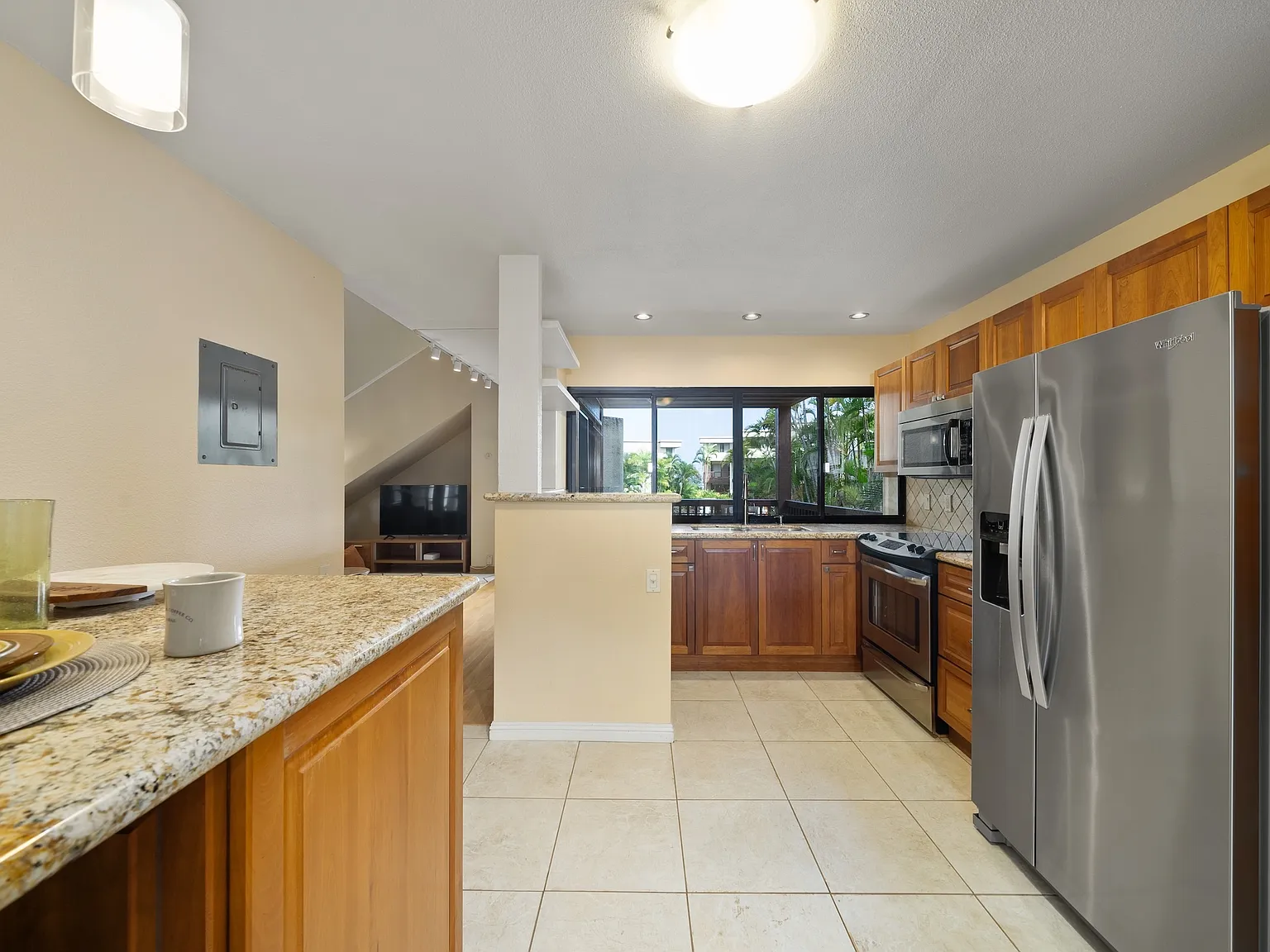 46-146 Kiowai St #2624- Agents: D. Choi/D. Cho... - 1 — Photo 2