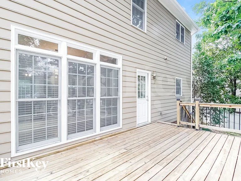 9 Park Village Ct — Photo 15