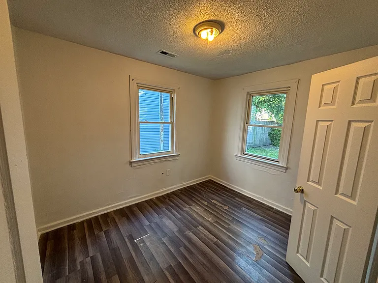 1210 Stewart St #2 — Photo 5