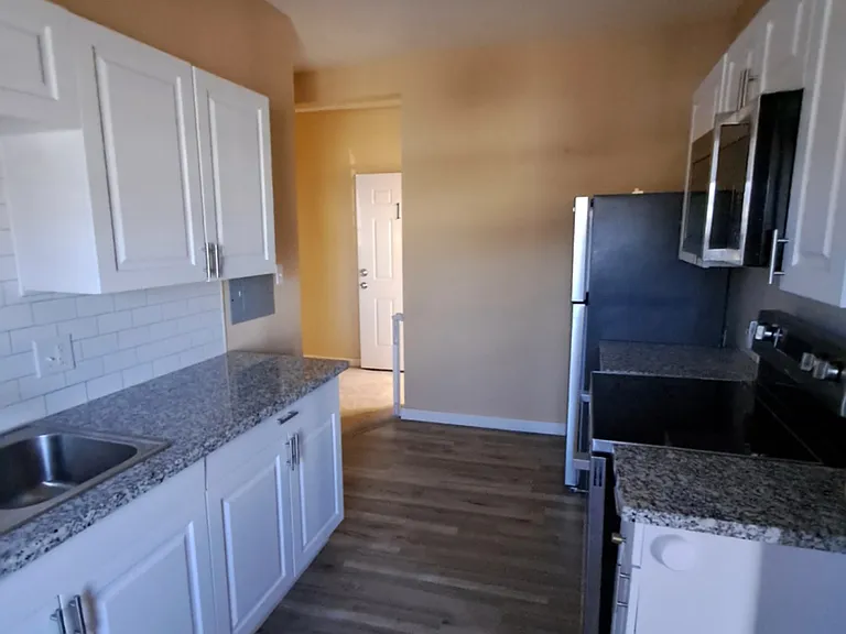 1634 Central Ave #1 — Photo 10