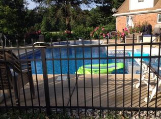 302 James Lyn Dr, Hopkinsville, KY 42240