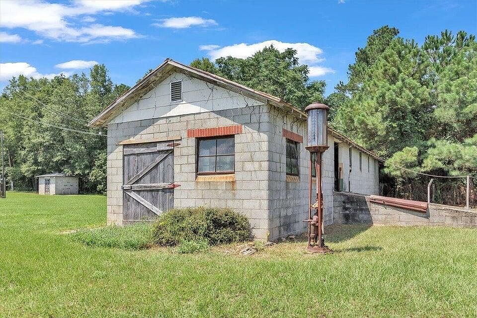 70th image of 356 Massey-Doss Road