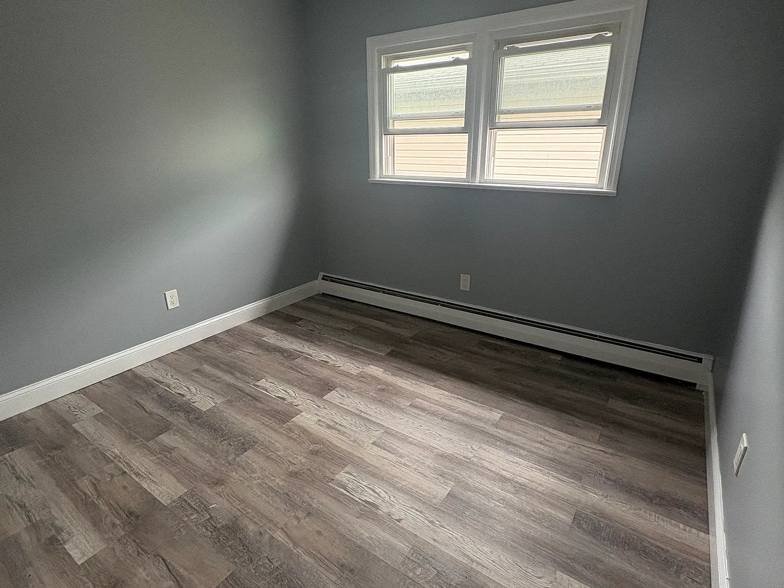 3 bed, 1050 sqft, $2,800 — Photo 4