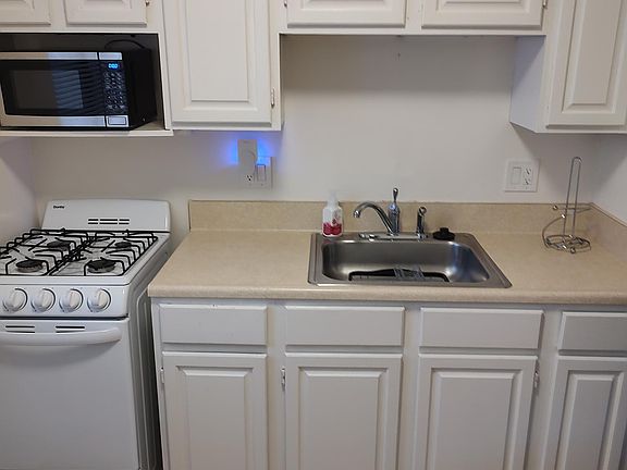 Nice size kitchen. Light and bright. Lots of cabinet space.