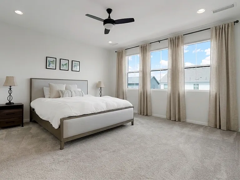 11300 Star Streak Ln — Photo 16