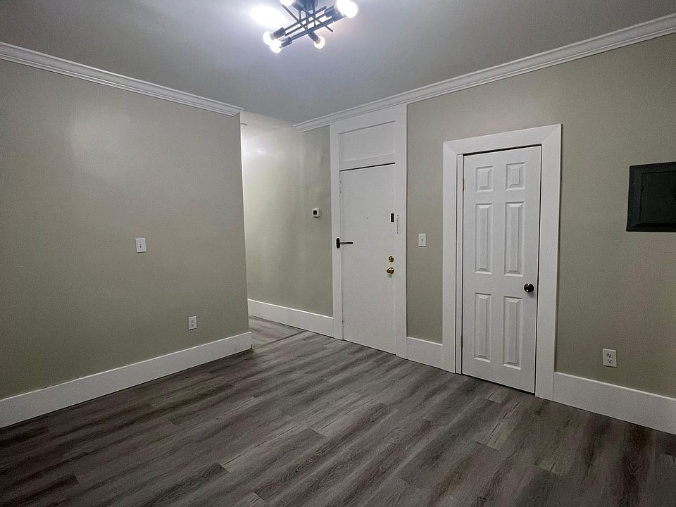 1st image of 248 Amherst St #2R