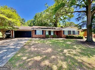 314 Forest Hill Dr, Warner Robins, GA 31088