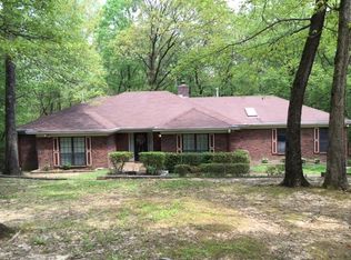 946 Rocky Point Rd, Cordova, TN 38018