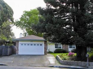2300 Maria Luz East Ct, Santa Rosa, CA