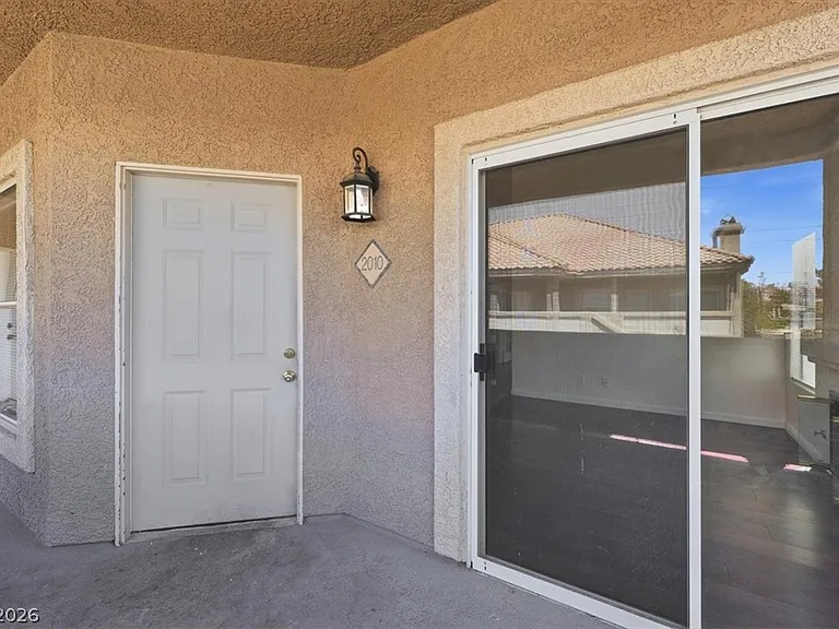 5125 W Reno Ave #2010 — Photo 2
