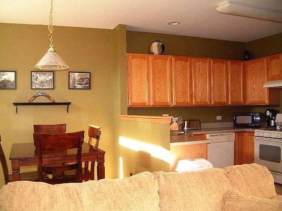 3rd image of 1517 Grand Dr #309-1