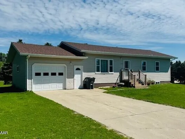 1003 8th St, Cando, ND 58324