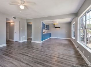 1016 Menchaca St, San Antonio, TX 78207