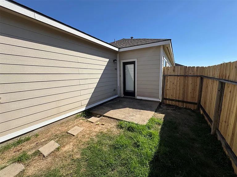 21719 Mossy Field Ln — Photo 27
