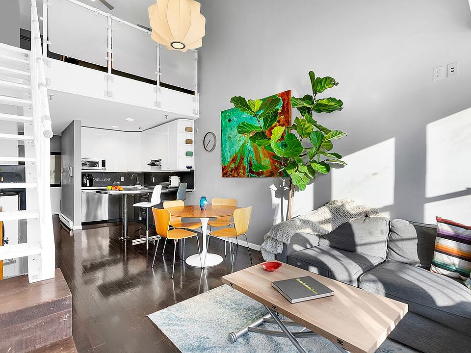 1st image of 331 W 14th St #Pha