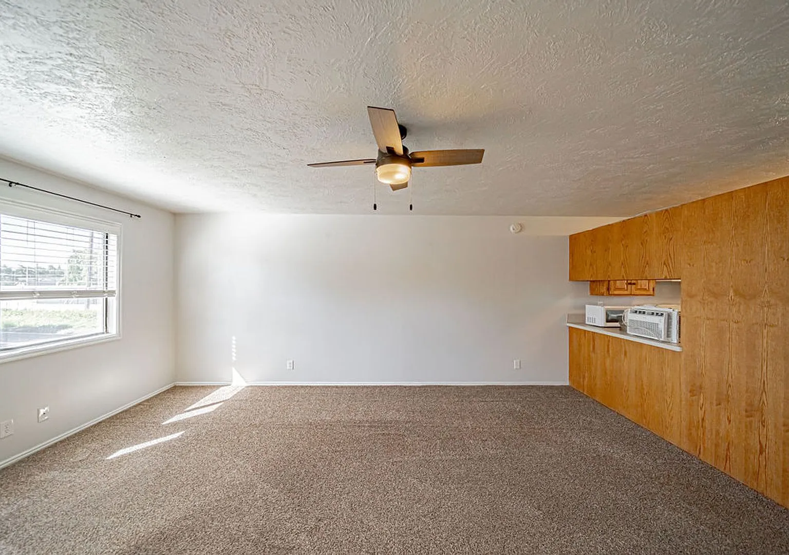 2 Bed | 1.5 Bath | 1,120 Sq Ft | Detached 2-Car Garage — Photo 3