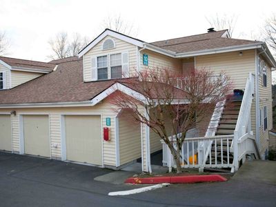 2720 118th Ave SE APT 202, Bellevue, WA, 98005