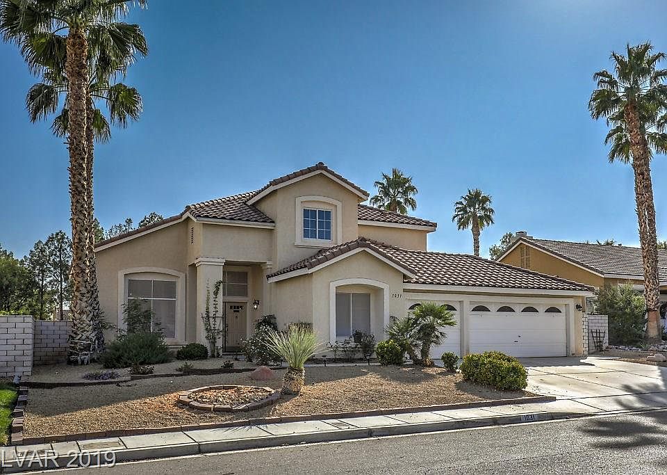 1st image of 1031 Crescent Moon Dr