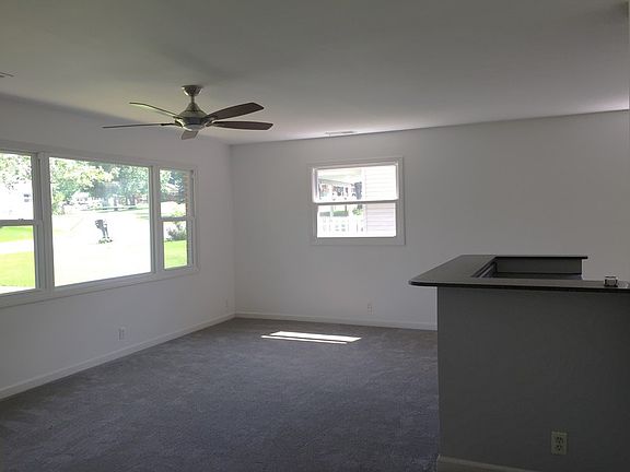 4th image of 1817 Richard Dr
