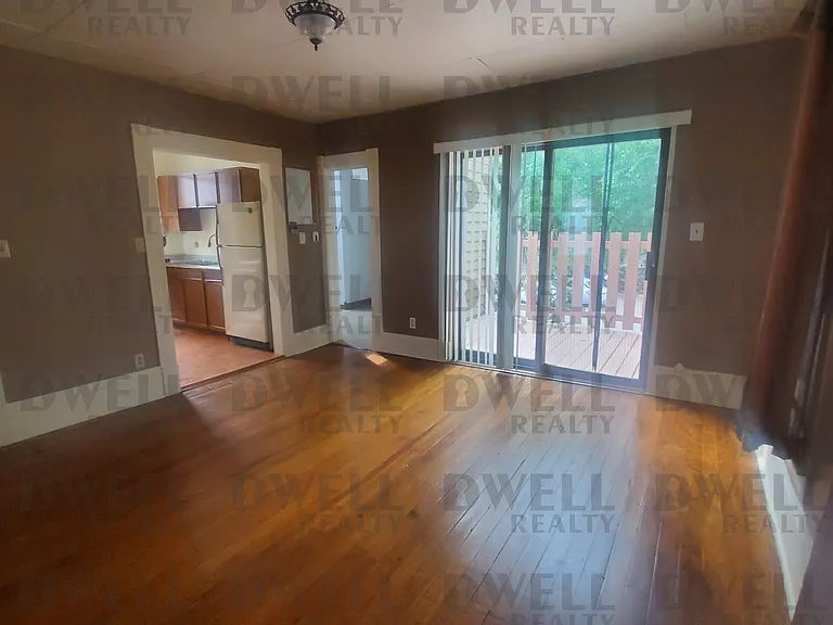 10 Ruxton Ave — Photo 4