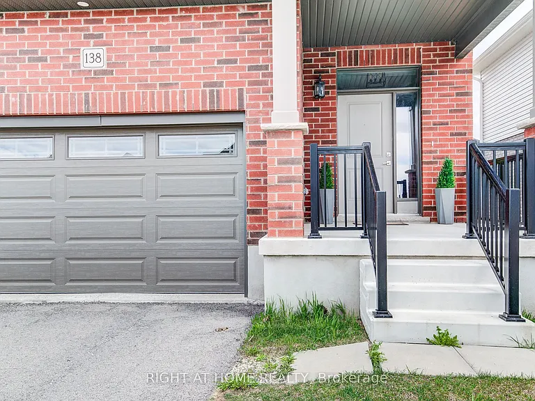 138 Woodberry Cres — Photo 5