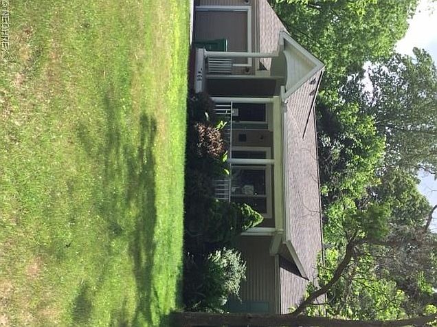 1st image of 7466 Broadmoor Cir