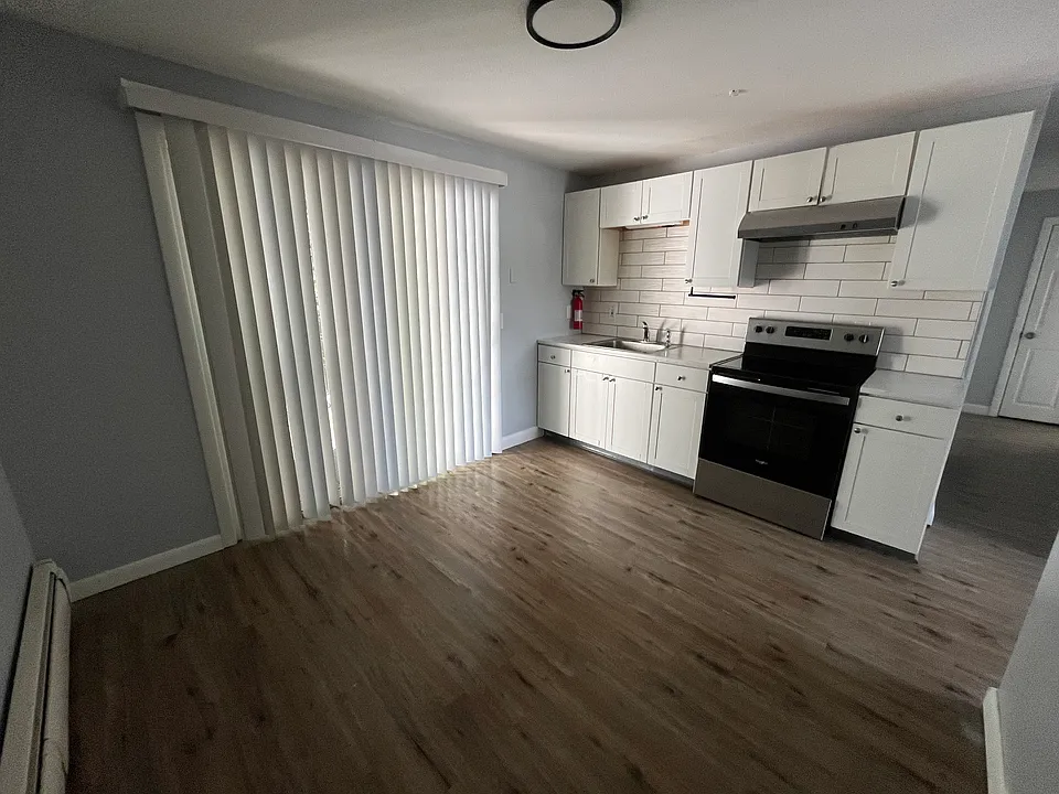 21 Pleasant St #5