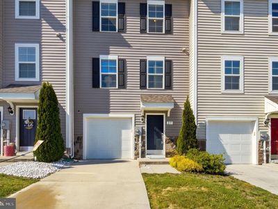 27 Tate Manor Dr, Charles Town, WV, 25414