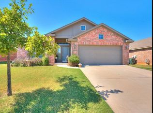 3326 Bergen Peak Dr, Norman, OK 73069