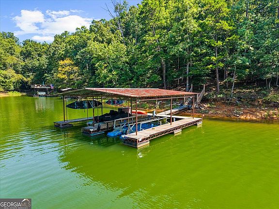 3rd image of 3380 Barry Ln
