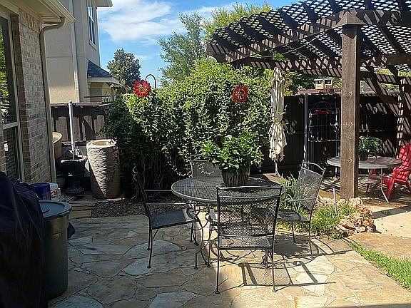 2nd image of 613 Denton Creek Dr