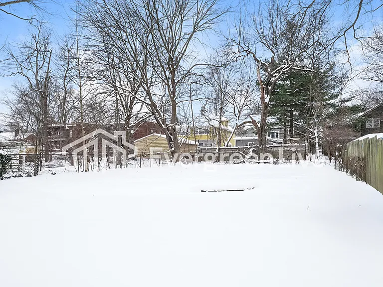 314 Merriman Rd — Photo 15