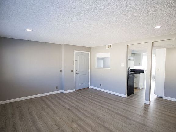 2nd image of 1013 Allen Ave APT 6