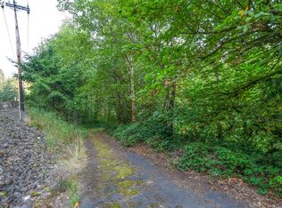 593 Coal Creek Rd, Longview, WA 98632