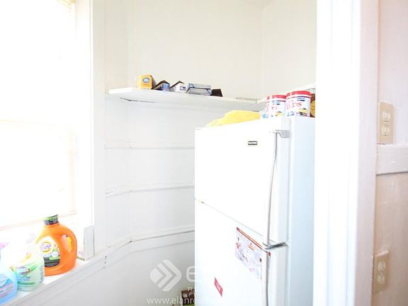 4th image of 1306 W Albion Ave APT 3
